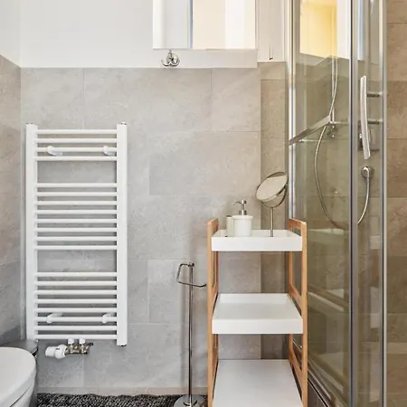 Days - Spacious 3bdr - Trendy Neighbourhood דירה *